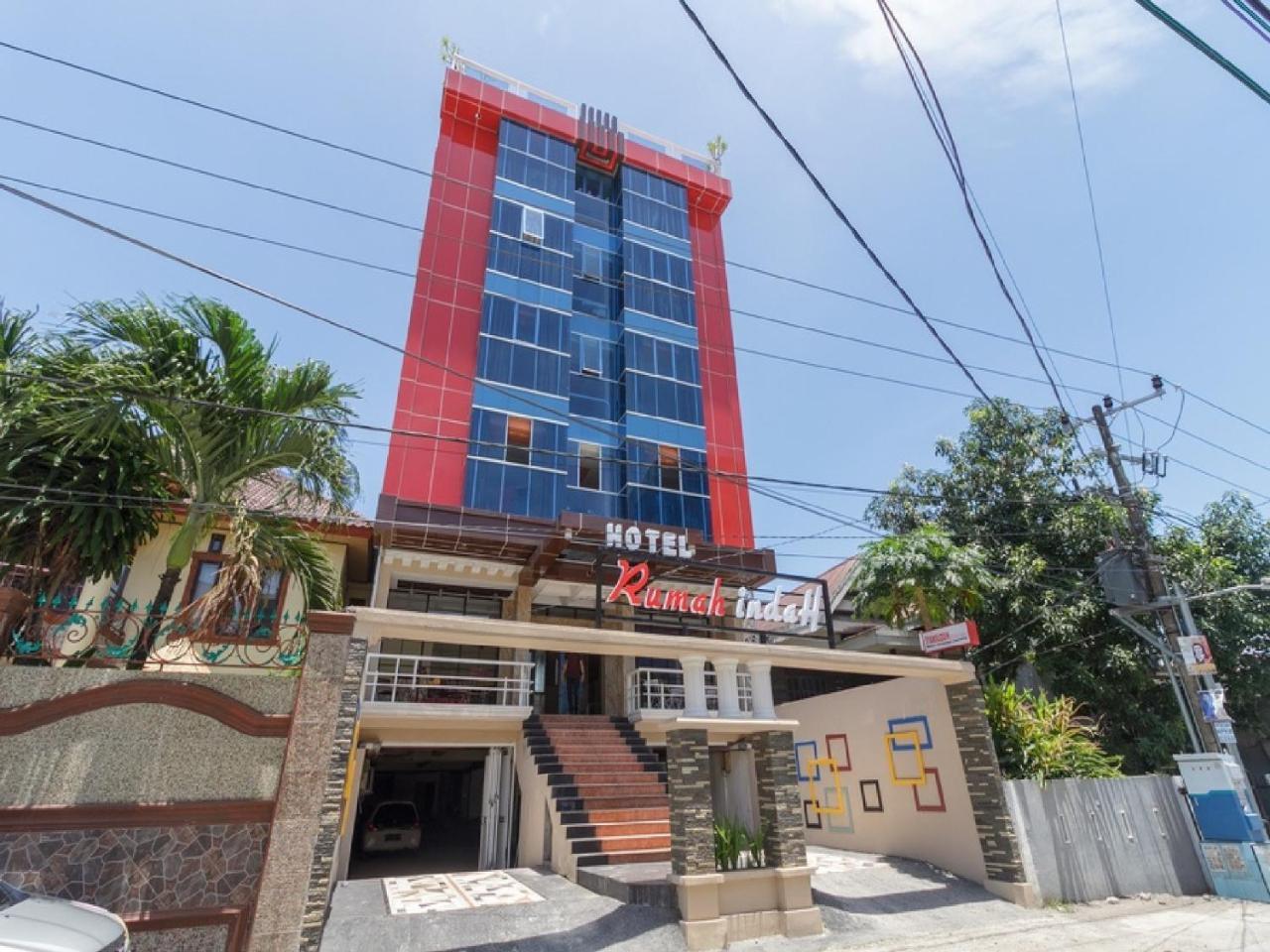 RedDoorz Plus @ Boulevard Panakkukang Makassar Bagian luar foto